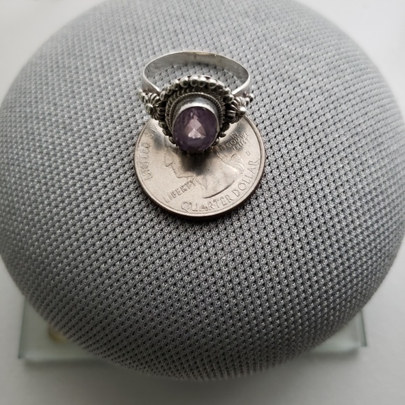 Vintage SS Amethyst Ring (.925) - Picture 3 of 3